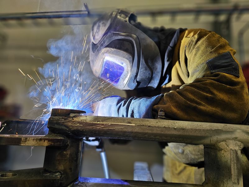 Welding and fabrication work on heavy mining equipment components